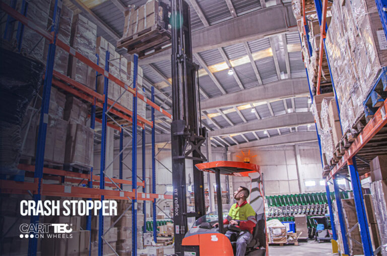 Read more about the article La solución para accidentes laborales en el sector logístico, Crash Stopper.